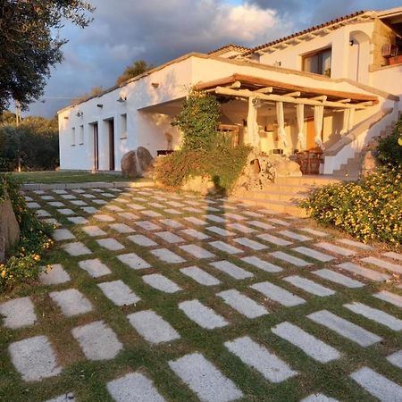 Li Petri Manni Bed and Breakfast Olbia Exteriör bild