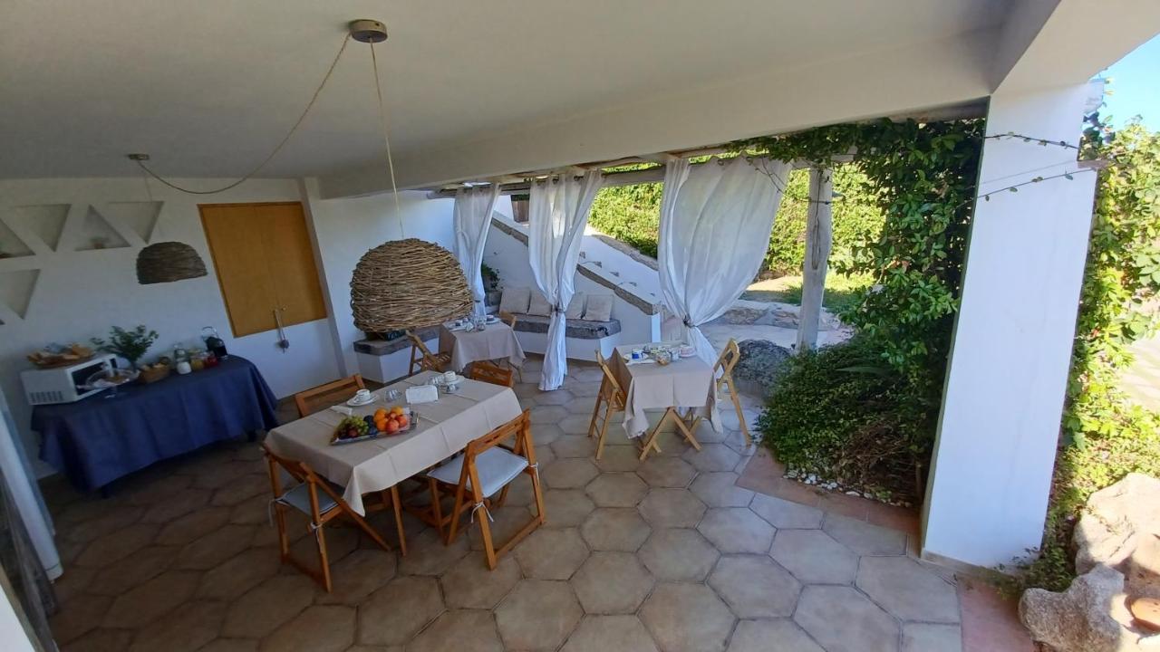Li Petri Manni Bed and Breakfast Olbia Exteriör bild